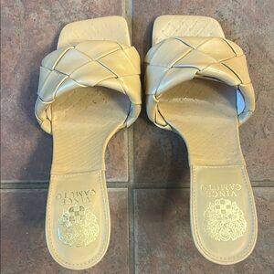 Vince Camuto Tan heels with Elegant Design